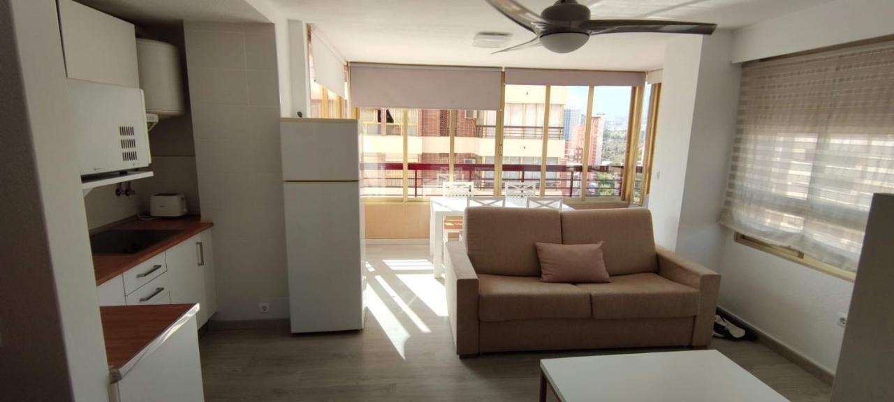Precioso Apartamento Con Piscina Y Vistas Al Mar Mediterraneo. เบนิดอร์ม ภายนอก รูปภาพ