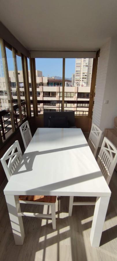 Precioso Apartamento Con Piscina Y Vistas Al Mar Mediterraneo. เบนิดอร์ม ภายนอก รูปภาพ