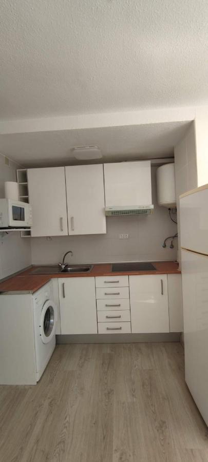 Precioso Apartamento Con Piscina Y Vistas Al Mar Mediterraneo. เบนิดอร์ม ภายนอก รูปภาพ