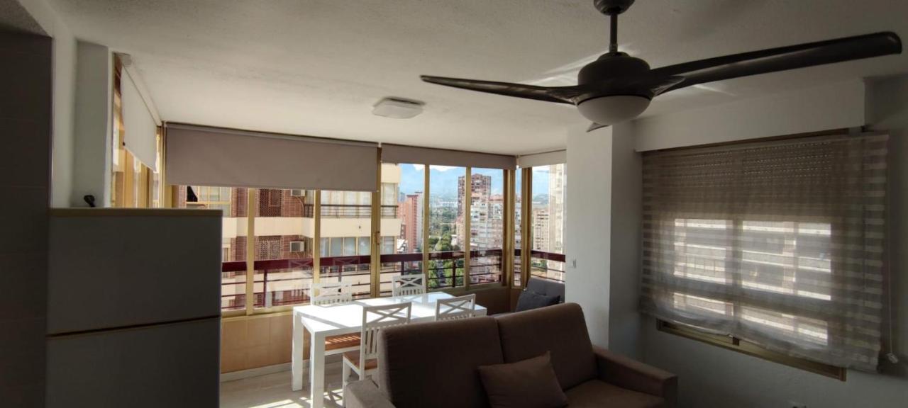 Precioso Apartamento Con Piscina Y Vistas Al Mar Mediterraneo. เบนิดอร์ม ภายนอก รูปภาพ